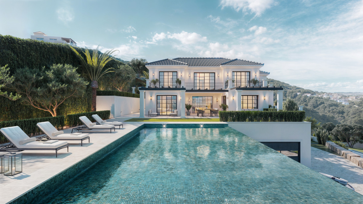 Mediterranean villa with pool on Marbella hillside